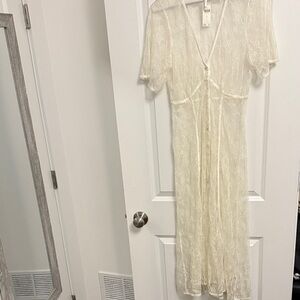 Anthropologie Cream Sheer Lace Robe NWT